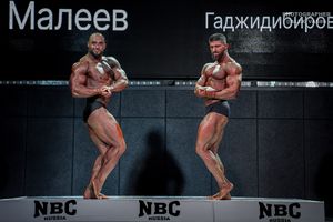 CLASSIC PHYSIQUE